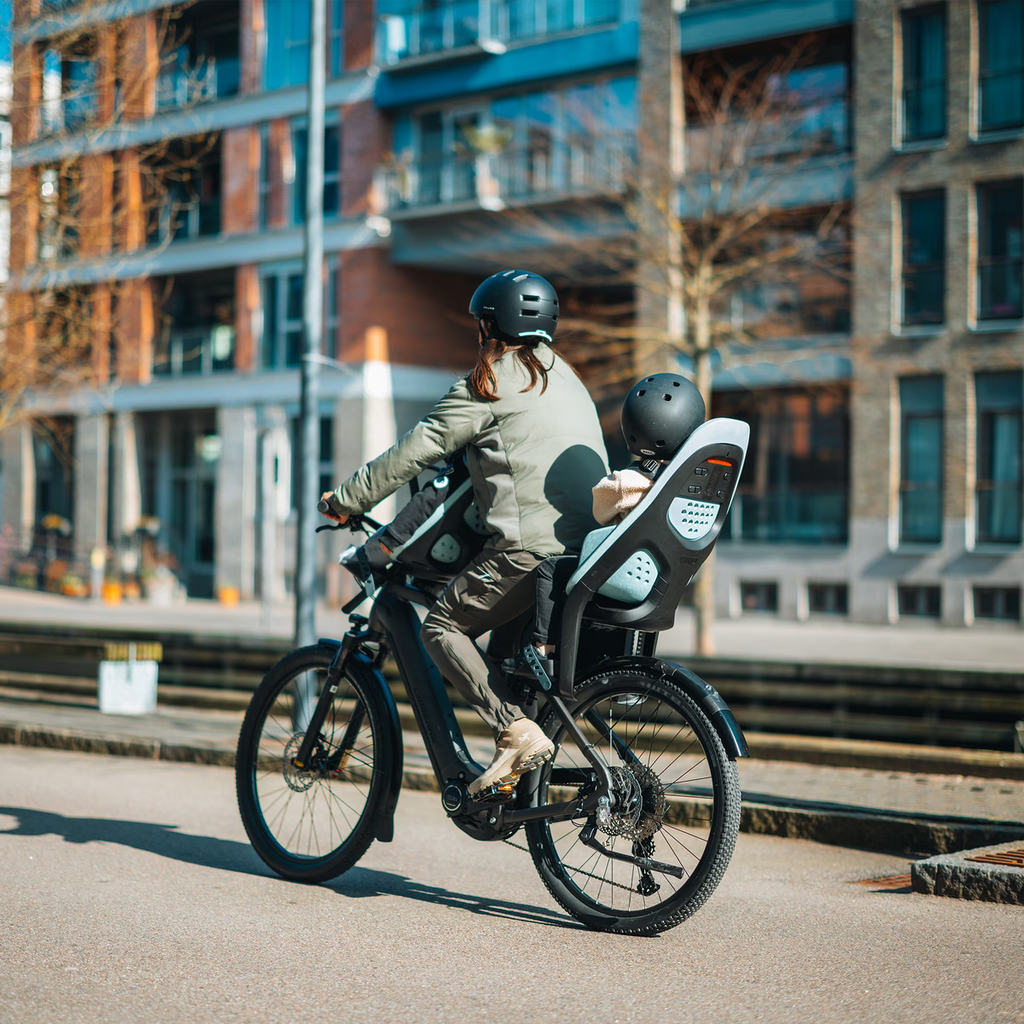 * Thule Yepp 2 Maxi Fietsstoel Achterop Frame Montage | Majolica Blue