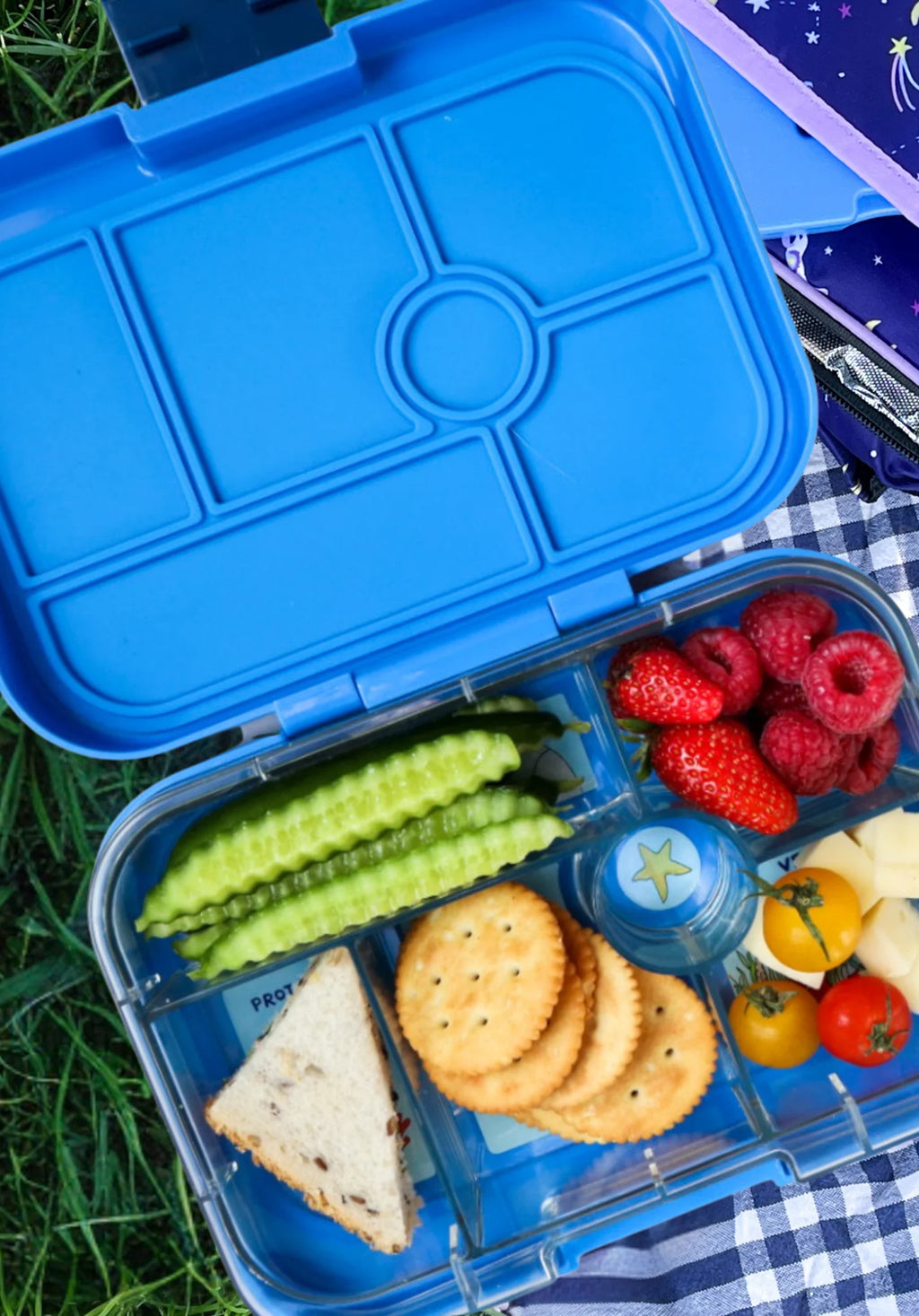 Yumbox Original 6 vakken Lekvrije Lunchbox | Surf Blue Funny Monsters