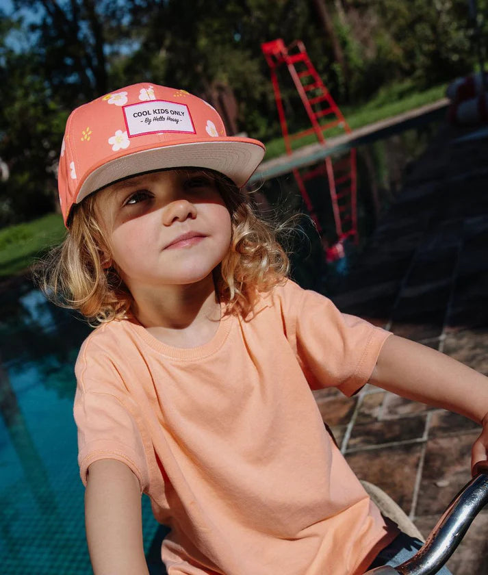 Hello Hossy Pet | Peachy Bloom