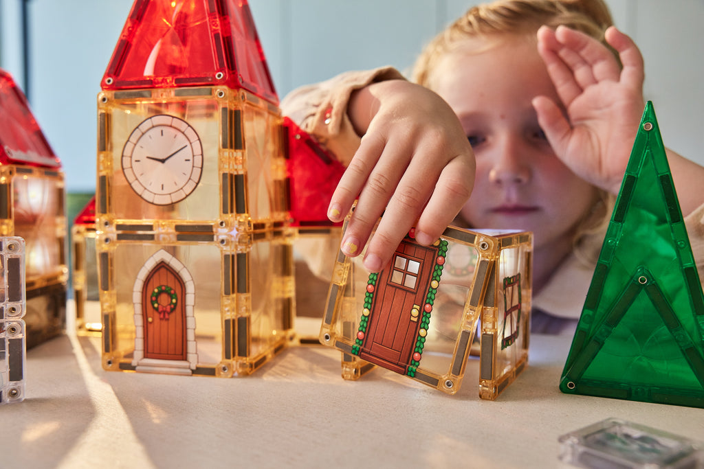 Cleverclixx Christmas Village Advent Calendar, limited edition met 46 magnetische tegels, De Gele Flamingo