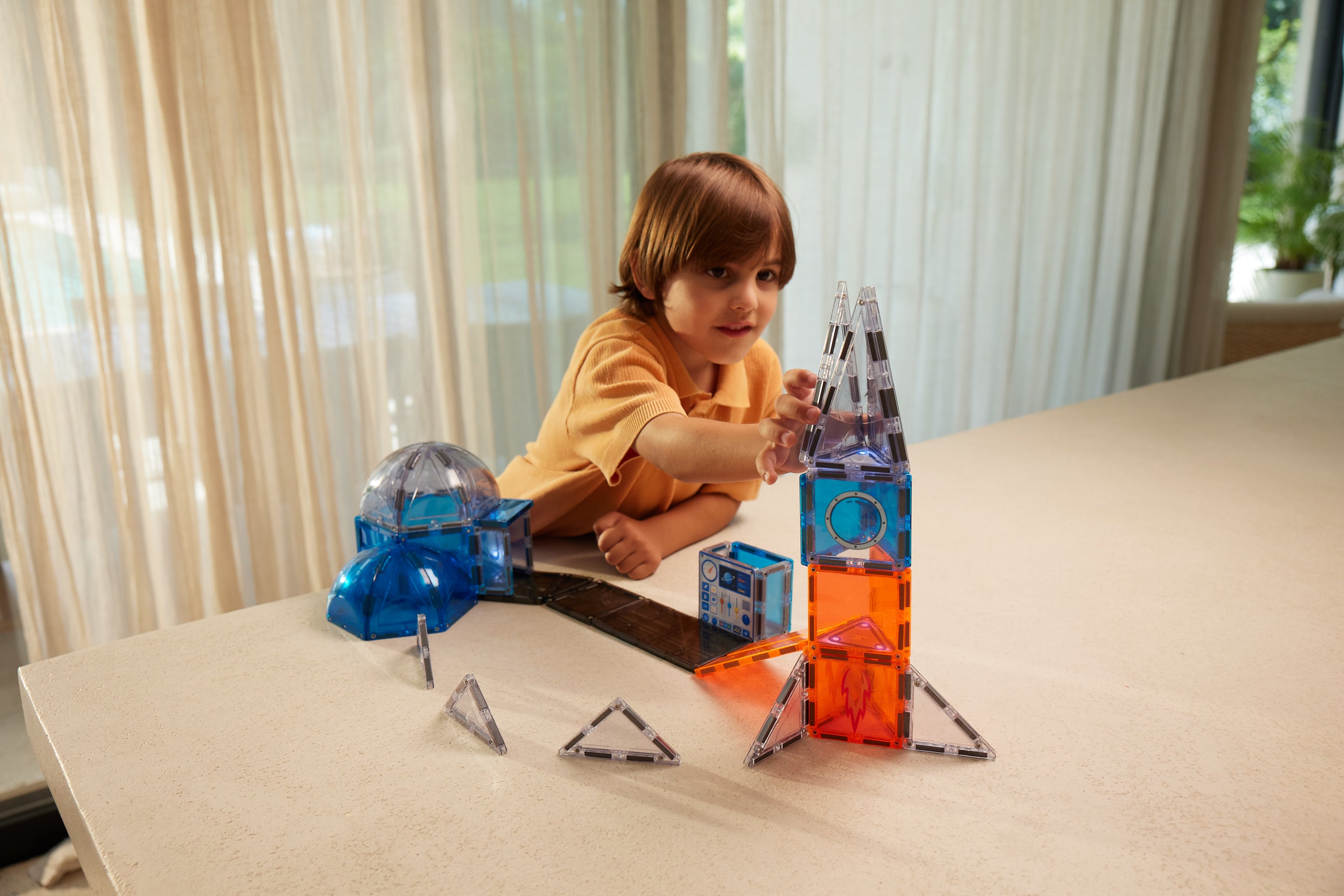 Cleverclixx Space Mission Pack met 47 magnetische bouwtegels in ruimtethema, De Gele Flamingo