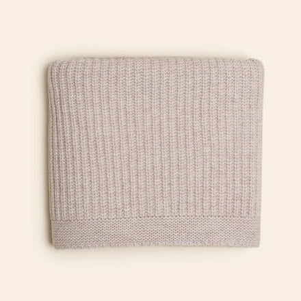 Hvid Kiki babydeken in Soft Beige van 100% merino lamswol, 70 x 95 cm, bij De Gele Flamingo