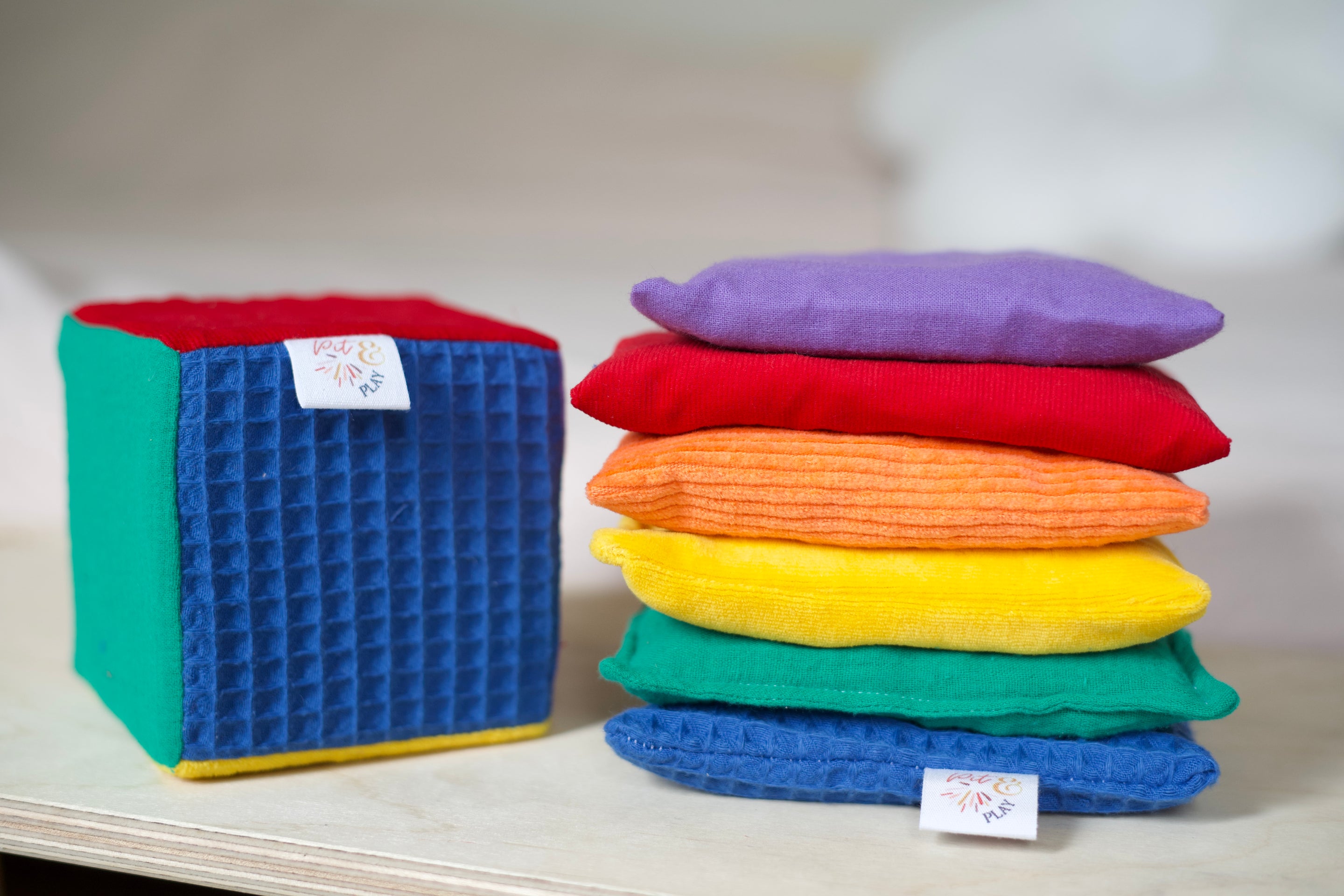 Pit & Play Regenboog Dobbelsteen | Classic