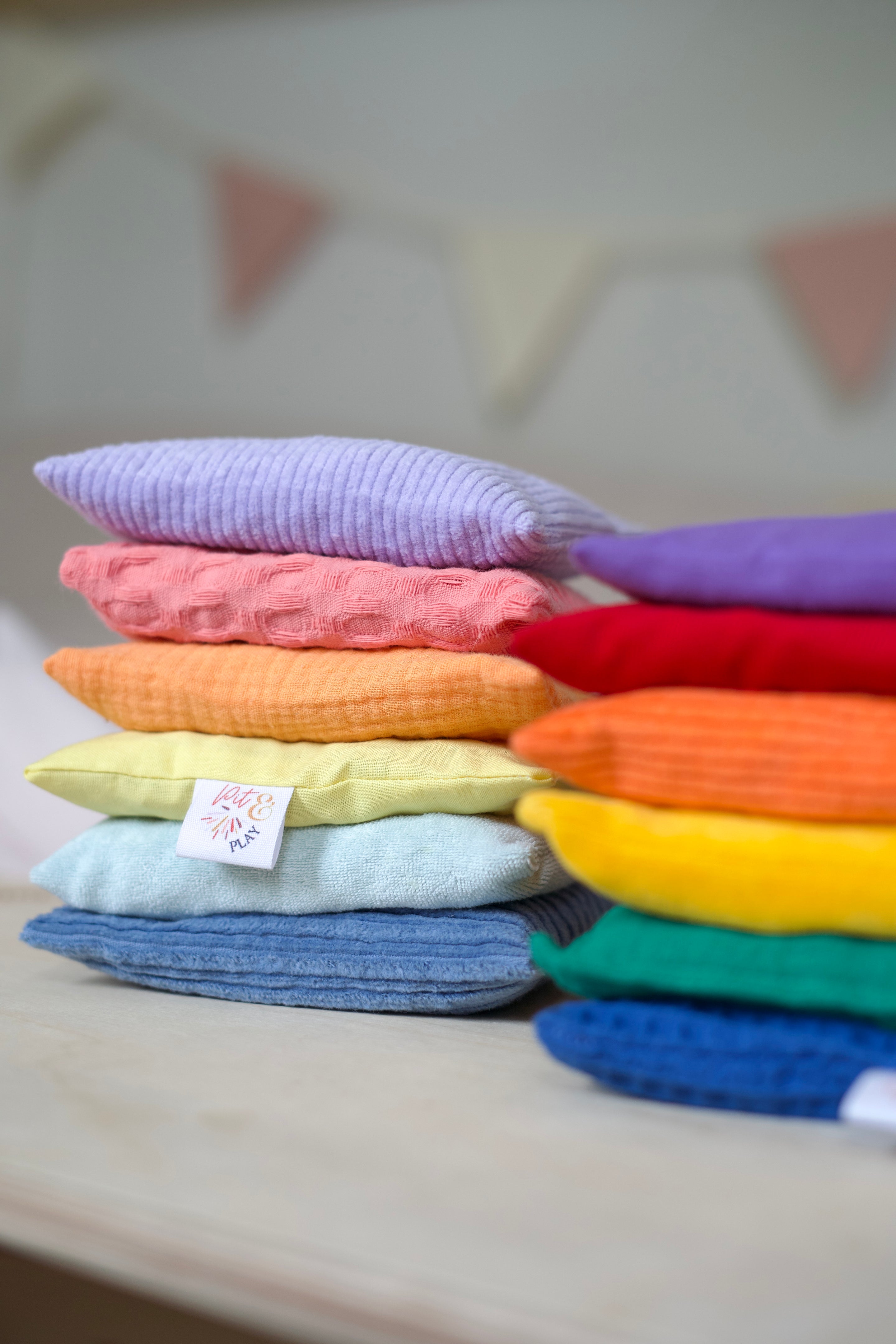 Pit & Play Regenboog Pittenzakjes Set 6 | Stapelstein Pastel