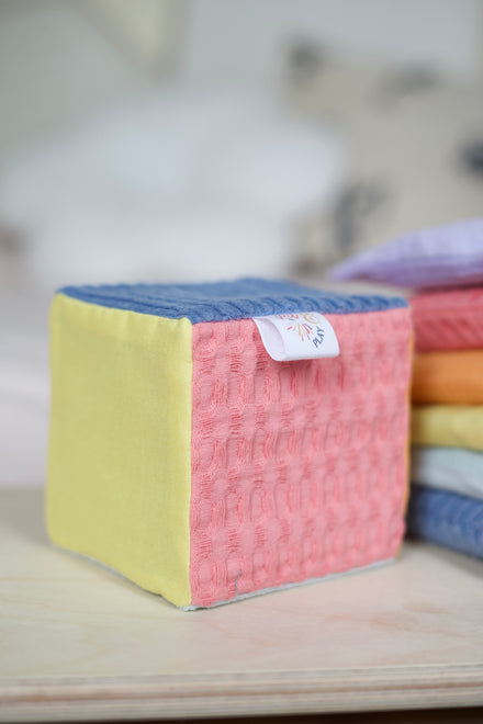 Pit & Play Regenboog Dobbelsteen | Pastel