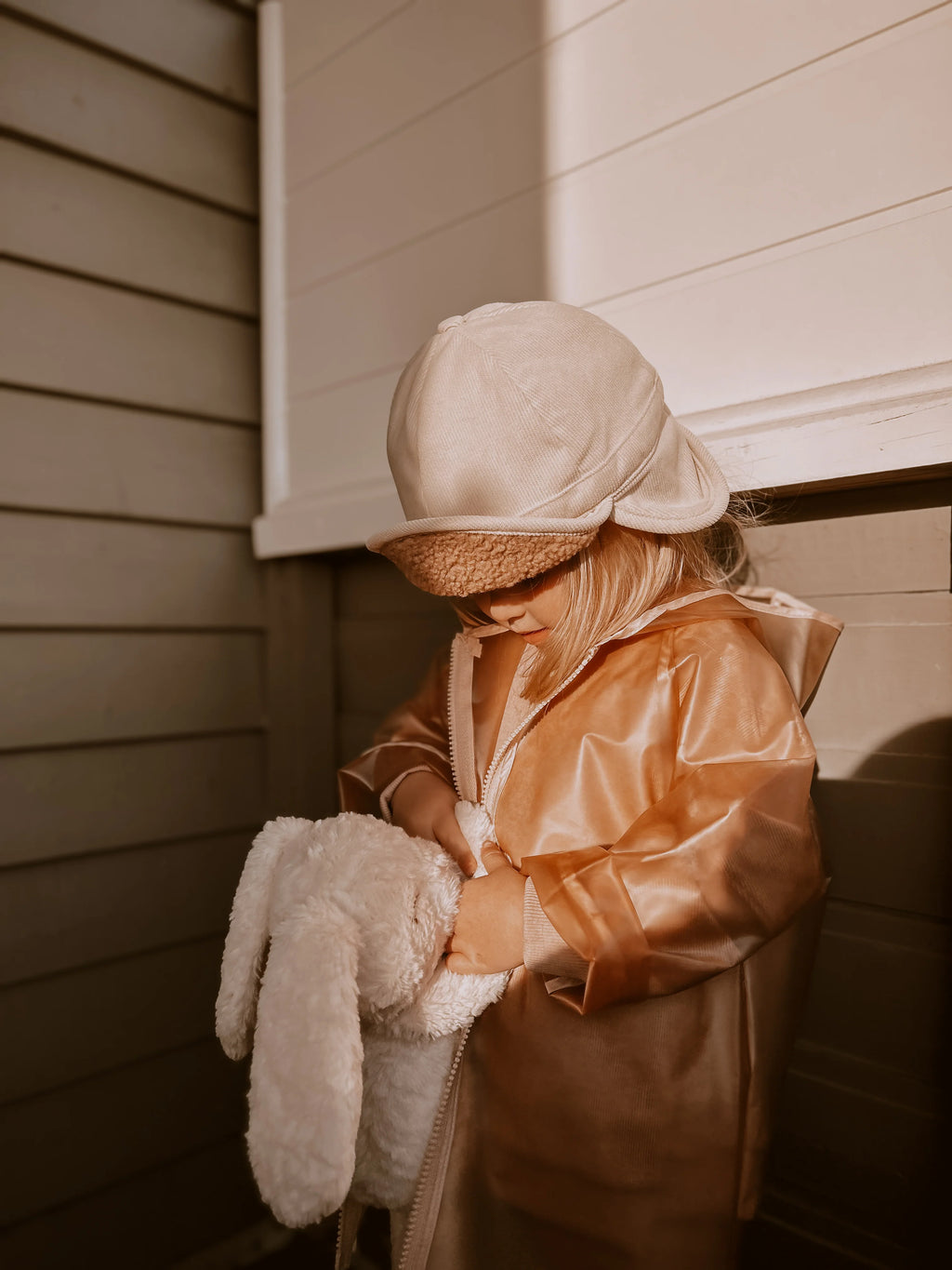 * Mrs. Ertha Kappies Muts | Ivory