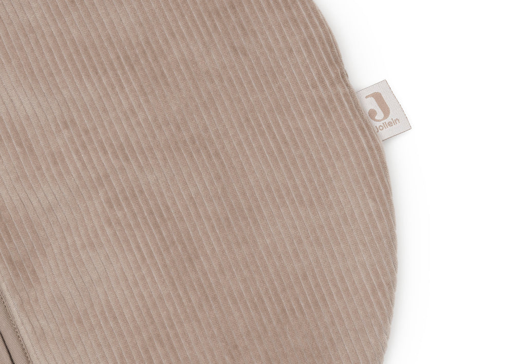 Jollein babyslaapzak Milky Coffee met TOG 2,5 tot 3,5 voor 6 tot 18 maanden, De Gele Flamingo.