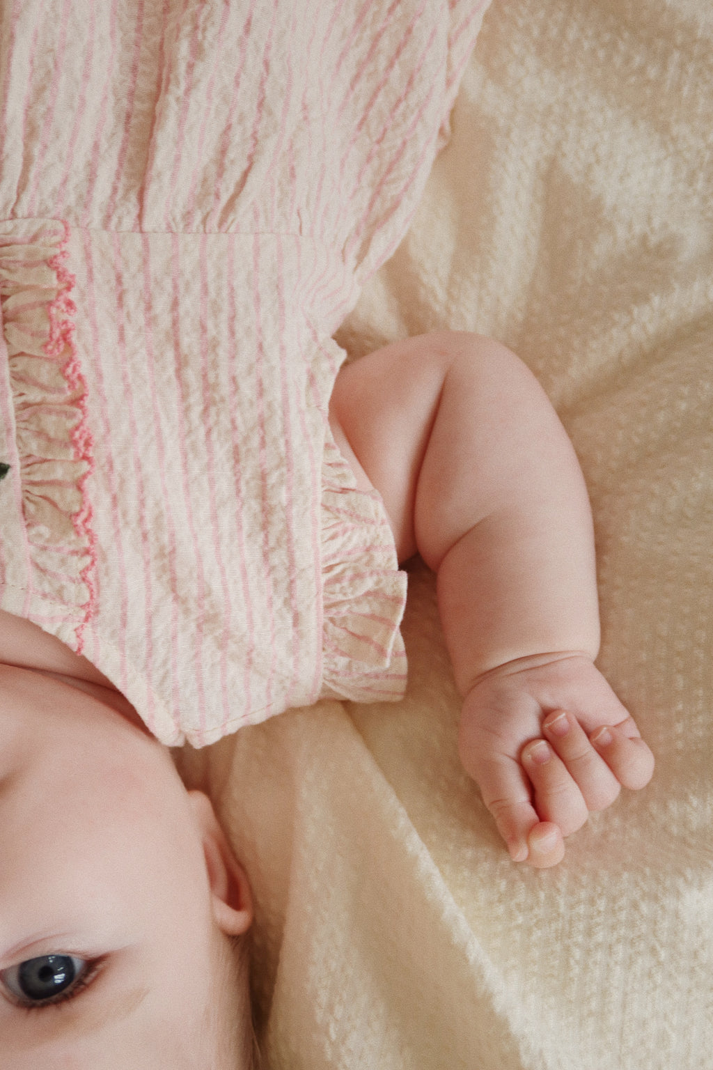 * Konges Sløjd Ellie Frill Romper | Peony Stripe