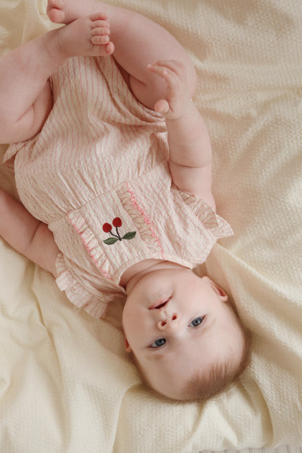 * Konges Sløjd Ellie Frill Romper | Peony Stripe