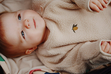 * Konges Sløjd Safa Onesie | Oxford Tan