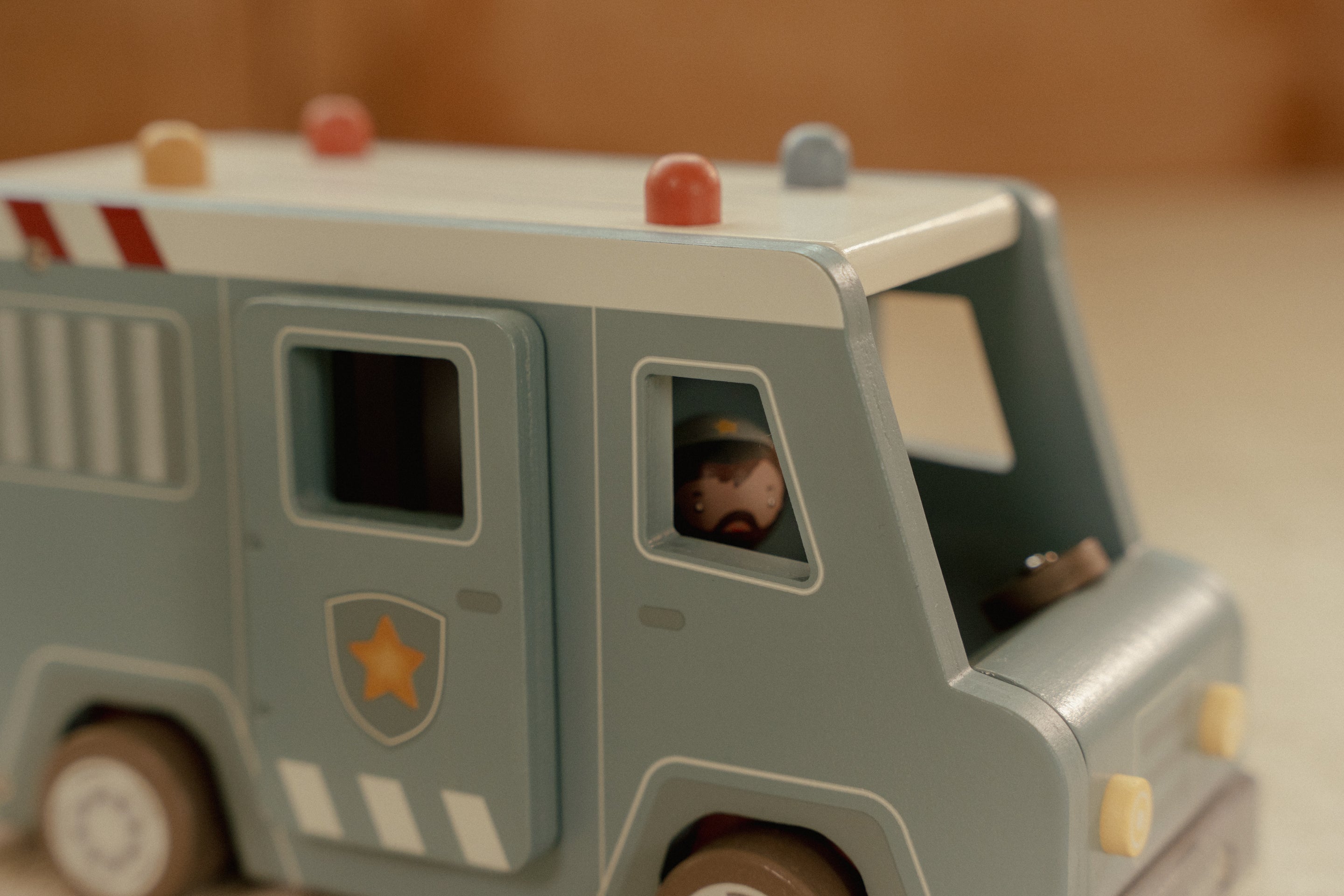 Little Dutch Houten Politiebus