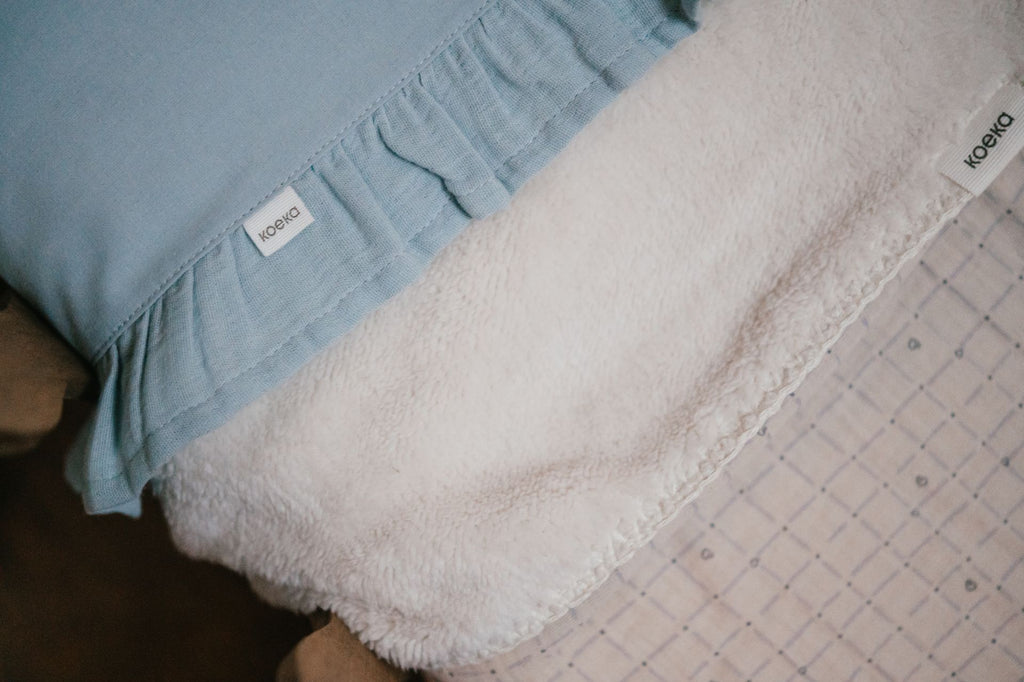 Koeka Ledikantlaken En Hoeslaken Set Ruffle Faro | Sky