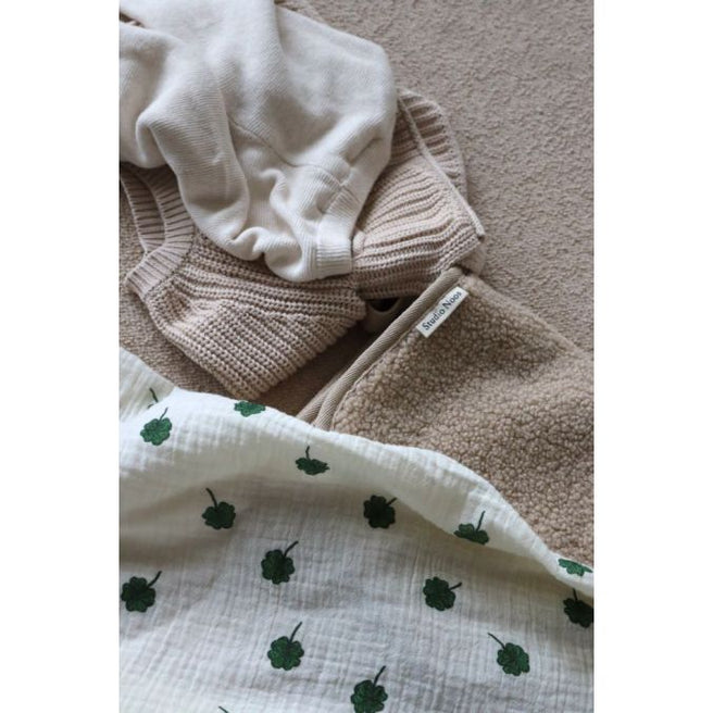 Studio Noos Tetra doek | White Clover 70x70 cm