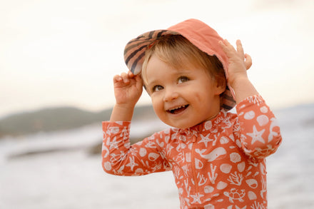 * Little Dutch UV Bucket Hat Omkeerbaar Stripes Multi-Colour