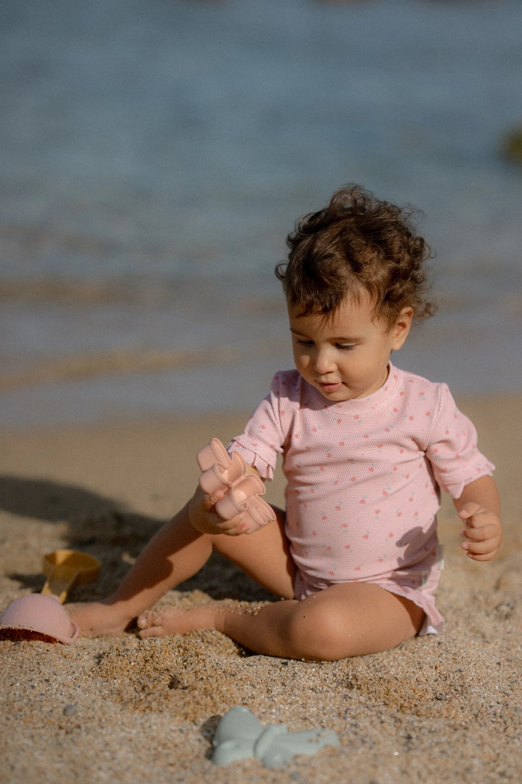 * Little Dutch UV Zwemshirt Korte Mouwen Sunny Flowers Blush