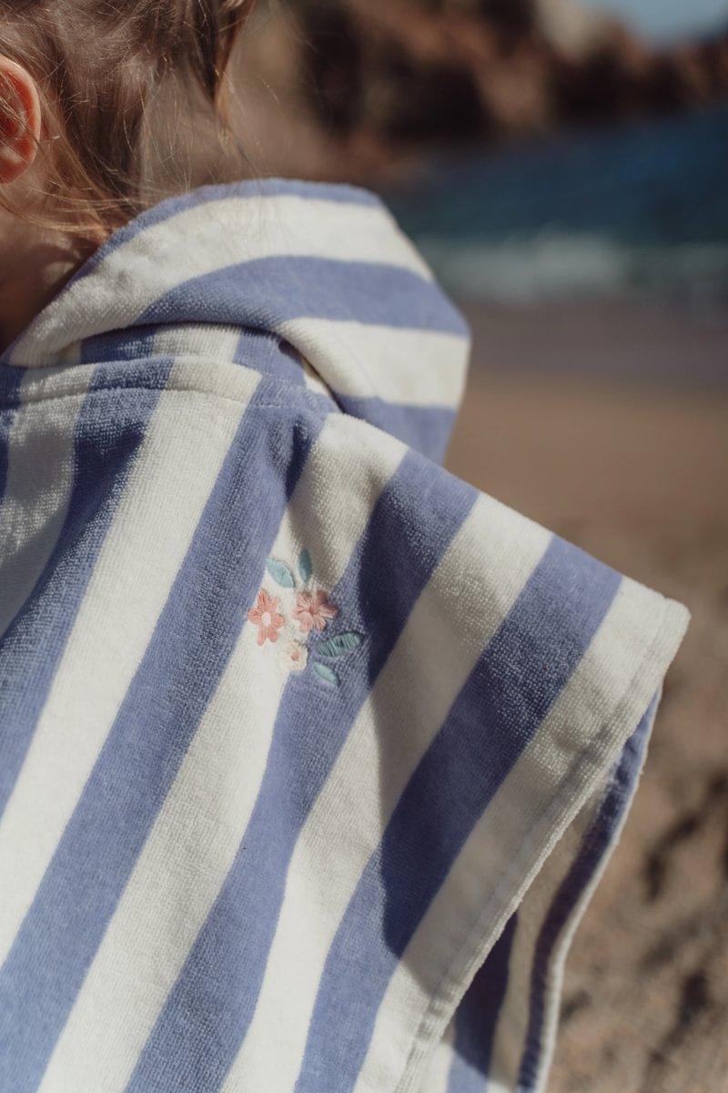 Little Dutch Strandponcho | Dreamy Purple Stripe