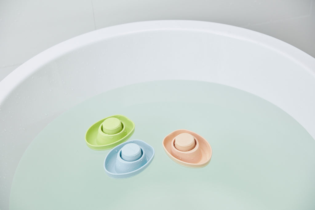 * Plantoys Badspeelgoed Rubber Boat | Pastel Green