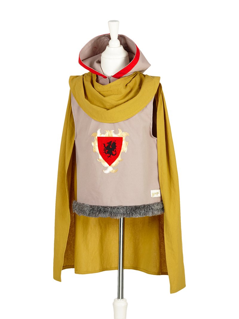Kind in Souza Marcus ridderkostuum, detailfoto van de dappere verkleedkleding