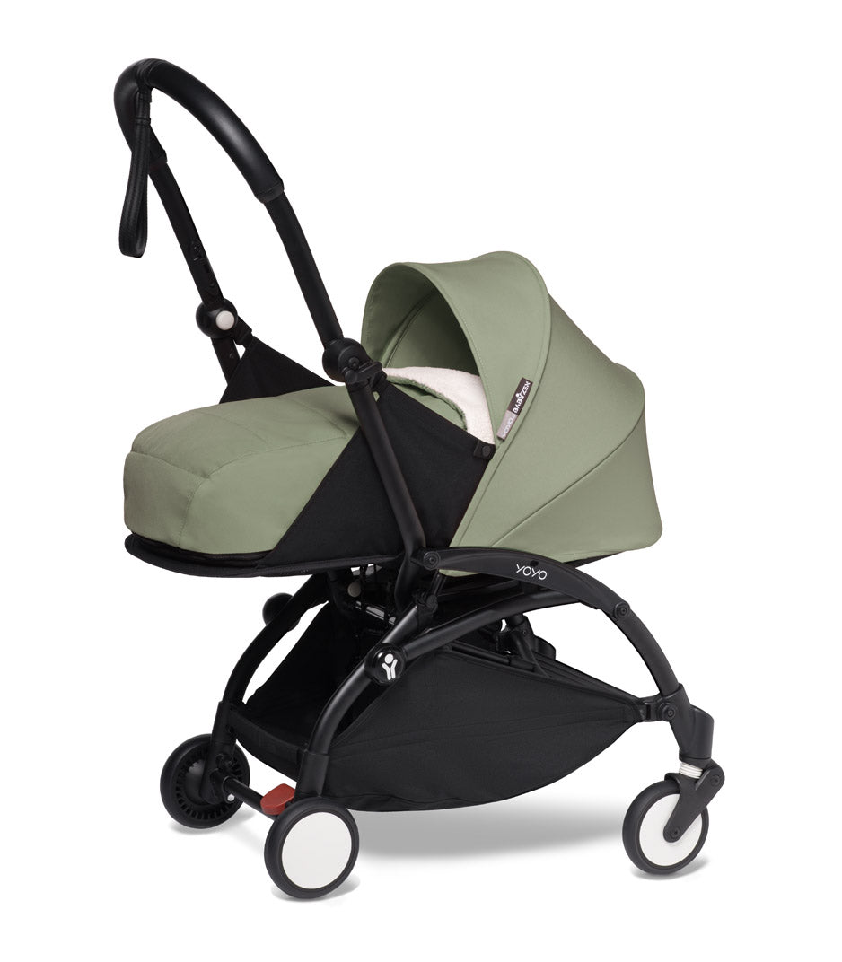 Stokke YOYO 0+ newborn pack Olive op zwart frame, zijaanzicht