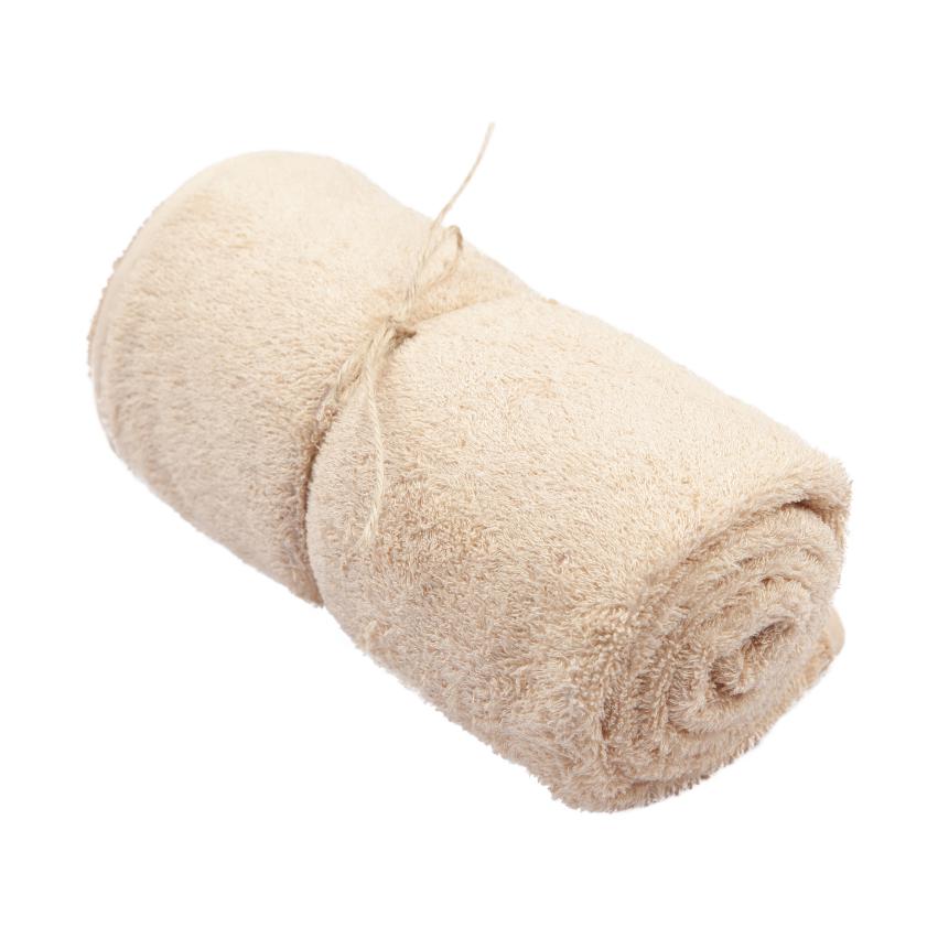 Timboo extra grote handdoek bamboe Frosted Almond, opgerolde handdoek met touwtje