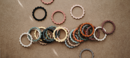 Mushie Siliconen Set 3 Bijtringen Flower | Blush/Rose/Shifting Sand