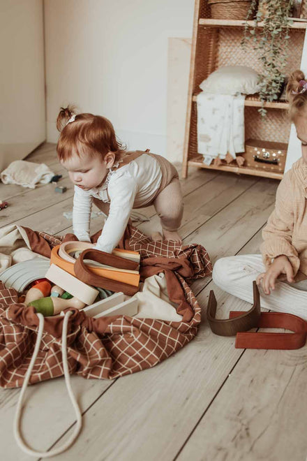 Play and go Opbergzak Organic | speelmat Grid Brown