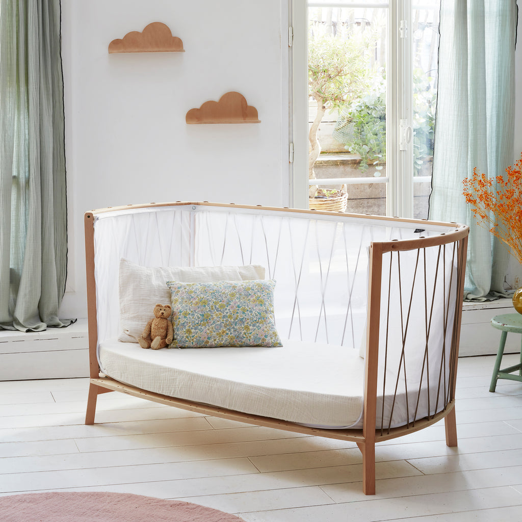 Charlie Crane Aanpasbaar Babybed KIMI 130x76cm | Hazelnut
