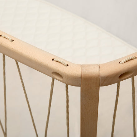 Charlie Crane Aanpasbaar Babybed KIMI 130x76cm | Desert