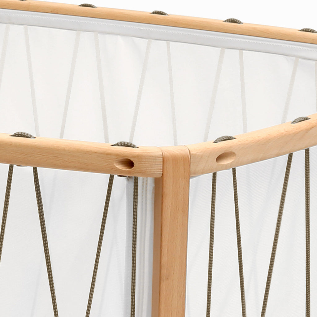 Charlie Crane Aanpasbaar Babybed KIMI 130x76cm | Hazelnut